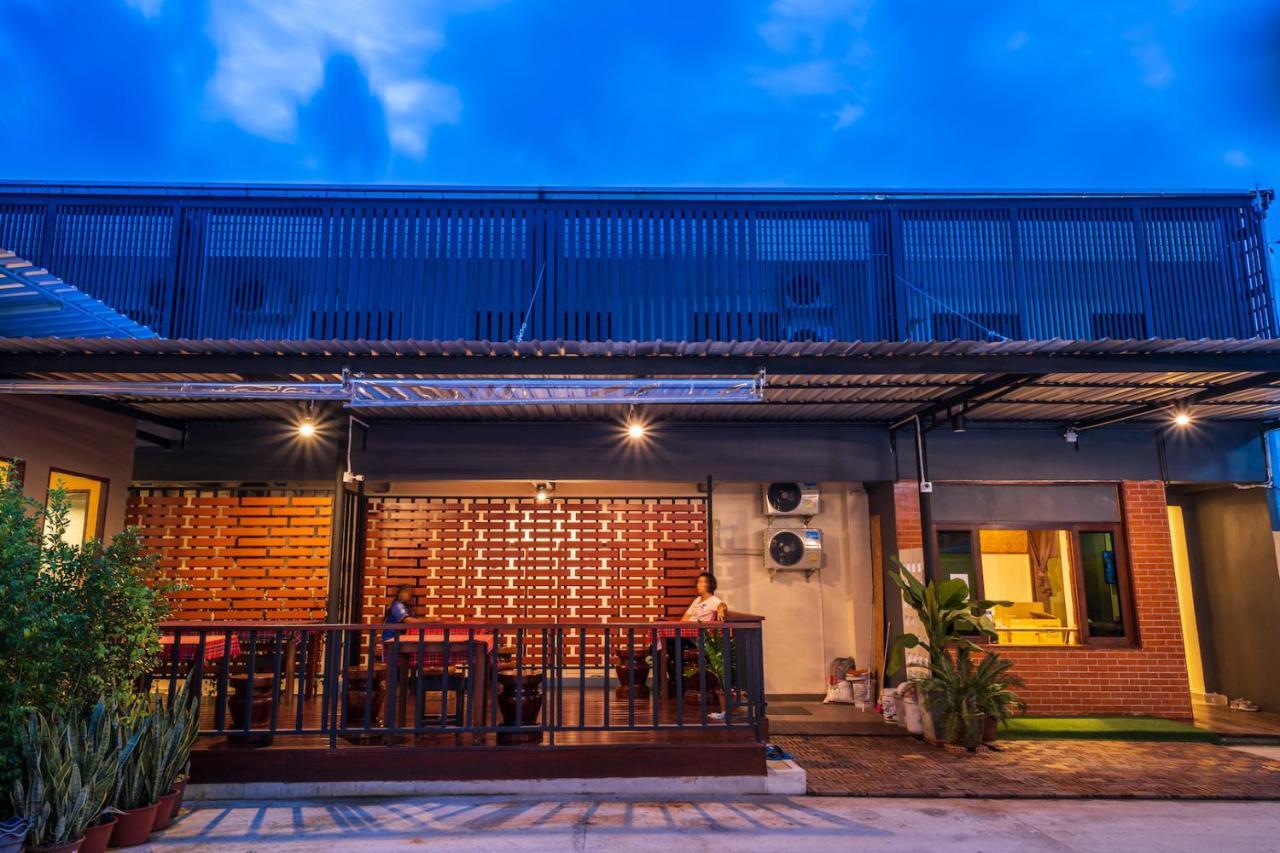 เดอะ ซีเคร็ต โฮเต็ล Bed & Breakfast Sungai Kolok ภายนอก รูปภาพ